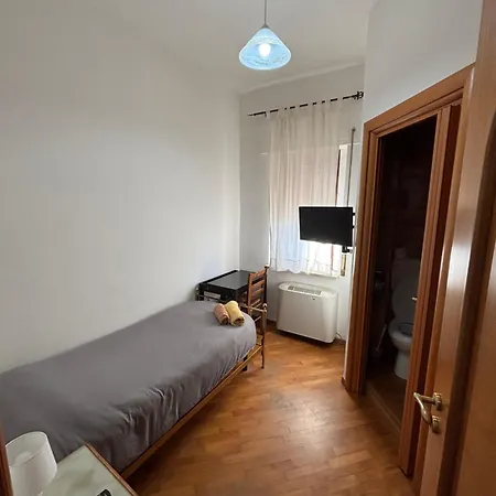 Casa Alighieri 몬탈토 우푸고